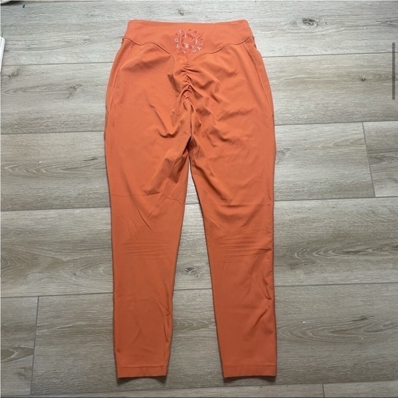 2 for $40 Gymshark Earth  Orange Kendra Kathryn 7/8 Seamless Leggings - Picture 5 of 5